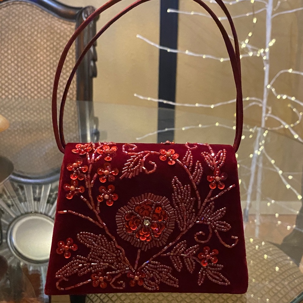 Chic Burgundy Beaded Clutch